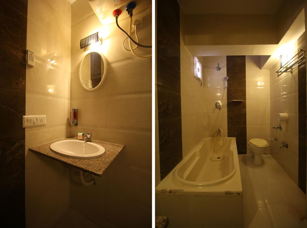 Oyo 8786 Hotel Maan Residency Ahmedabad Exterior photo